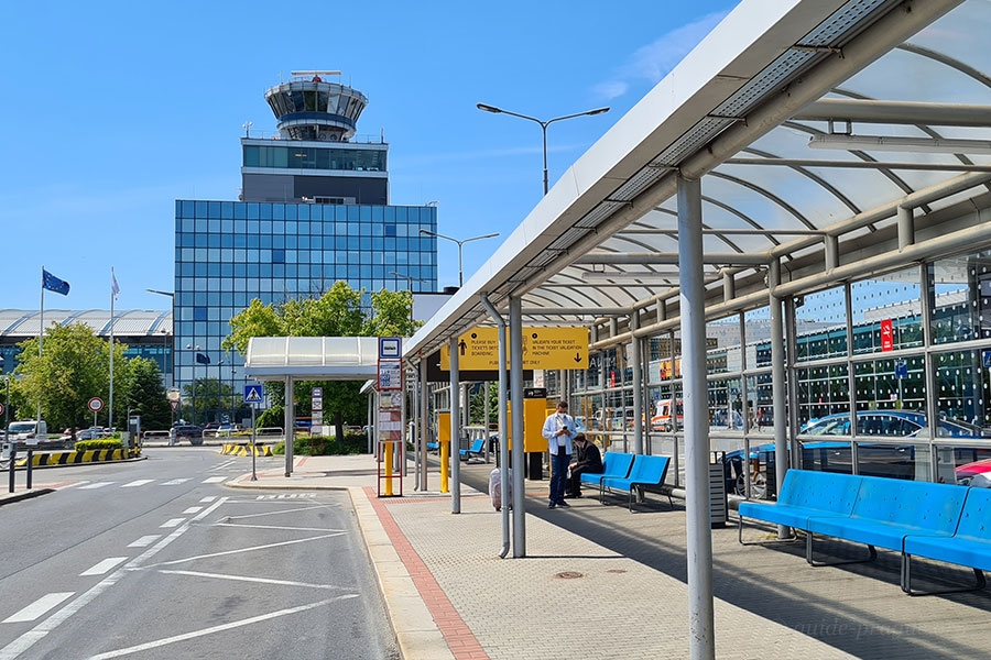 Photo of the bus Stop in front of the Terminal 2, Prague